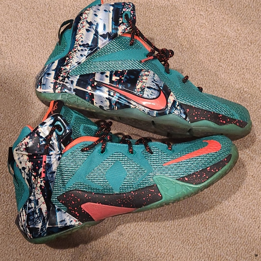 Nike Lebron